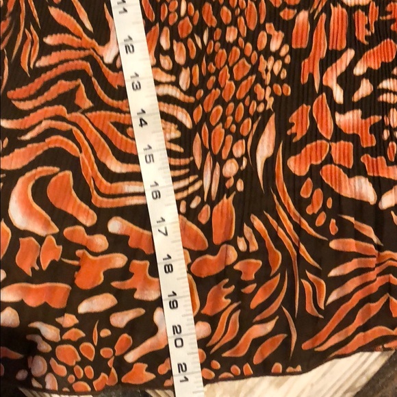 Blouse - Picture 8 of 8